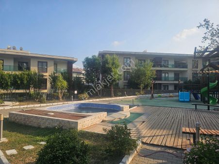 Soke Emlak Ofisinden Yenikentte Havuzlu Sıtede Bahçelı Daıre
