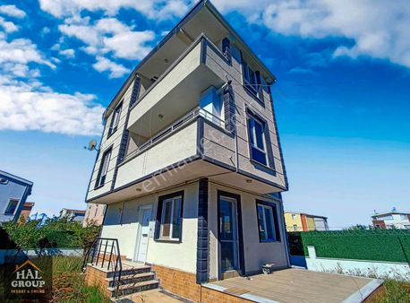 ╭╯hâl Group╰╮iskanlıve Dogalğazlı Müstakil Yazlık 4+1