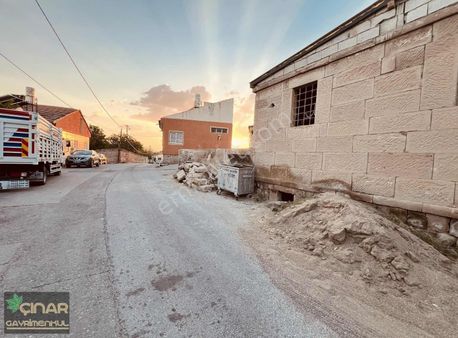 Ağırnasta 200 M2 Arsa İçinde Kemerli Tarihi Müstakil Ev