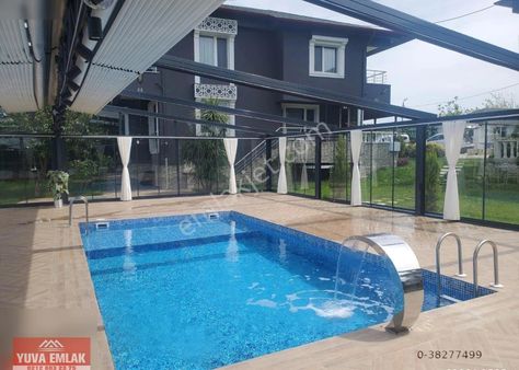 Başakşehir Şamlarda Tapulu Satılık Boş Deniz Ve Göl Manzaralı Fırsat 3 Adet Müstakil Villa