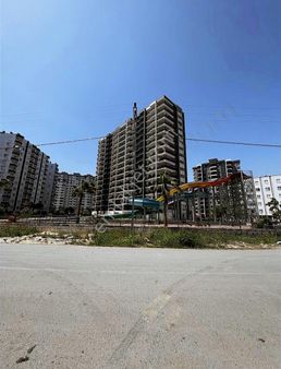 Çeşmeli New Point Sitesinde 2+1 Daire