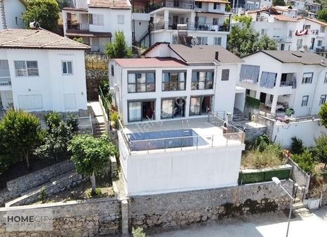 Muğla Milas Güllük 3+1 300m2 Deniz Adalar Manzaralı Müstakil Lüx