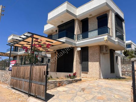 Akbük'de Full Deniz Manzaralı Müstakil Villa