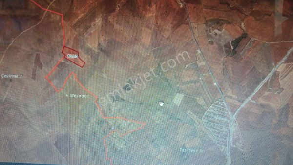 Damla Emlaktan Porsuk Köyü Yolunda Satılık Tarla