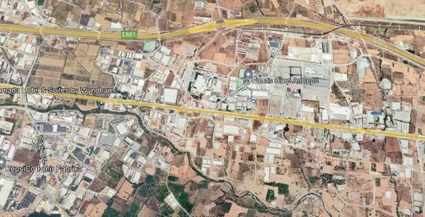 Kemalpaşa'da Merkezi Konumlu Ulucak Köyün'de Arsa