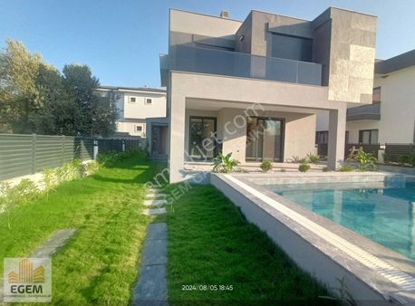 Güzelbahçe Yelkide 5+1 Müstakil Havuzlu Lüks Villa