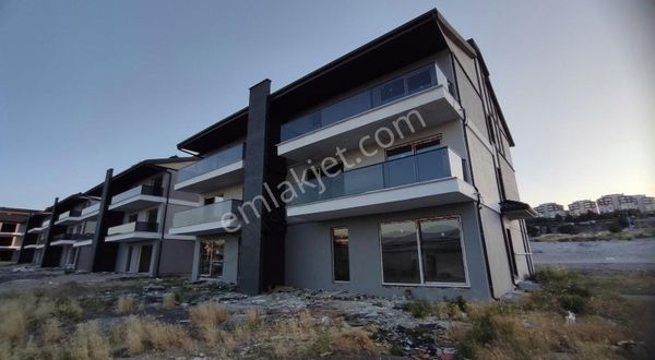 Asel'den Yeni Orman Bölg Yanında Çift Garaj 375m2 Tripleks Villa