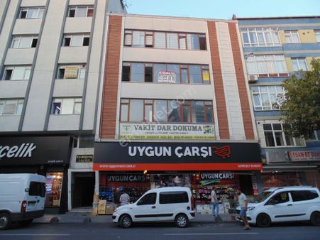 Bahçelievler Mahmutbey Cadde Üzeri Kiralık İşyeri 200m2 2. Kat