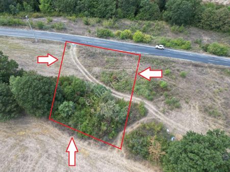 Kocaeli Karamürsel Kızderbent Satılık %5 İmarlı 1066 M2 Tarla