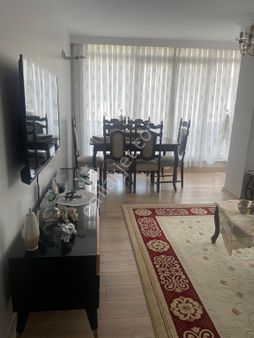 Tiamo'dan (5 Yıllıkyeni Bina 3+1 120m Asansörlü Kapalı Otoparklı Havuzlu