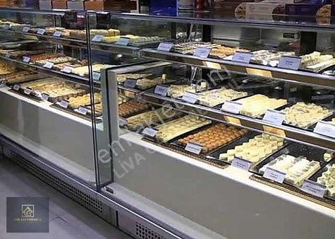 Liva'dan Konak Basmanede Fırın Cafe