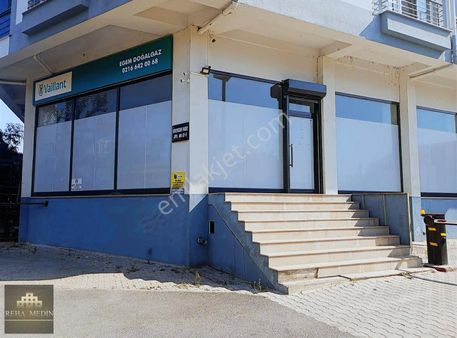 Maltepe-cevizli Mah. Minibüs Yoluna Yakın 900m2 Satılık Depo