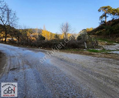 Asfalt Cepheli 3763 M2 Satılık Bahçe