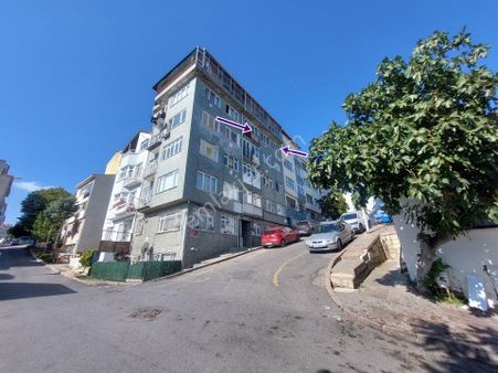 Üsküdar İcadiyede Boş Durumda Kat Mülkiyetli Satılık Daire