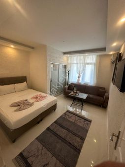 Bayramoğlu Şato Suit