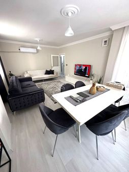 Şehitler Parkı Yakını Katta Geniş Asansörlü 2+1 Daire