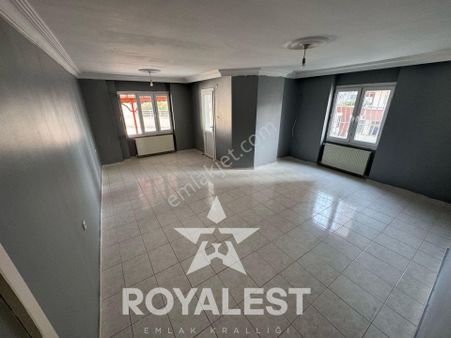 Royalestten Ekstra Geniş Teraslı Kapalı Mutfak Daire