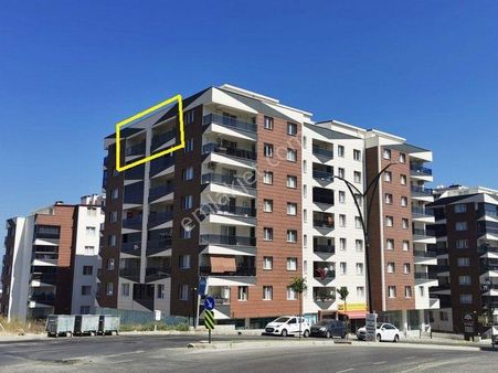 Bülent Ateşci'den Ata Konutlarında B Blokta Çatı Dubleks Daire