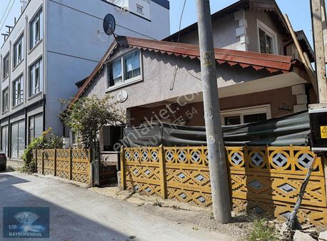 Lux Lıfe 54 Gayrimenkul Serdivan'da Satılık Takaslı Ticari Arsa