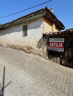 Milas Selimiyede Çarşıya Pazara Yürüme Mesafesinde Bahçeli Ev