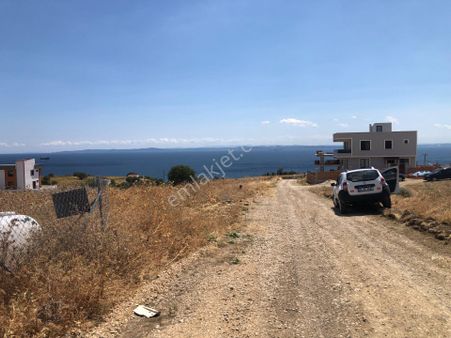 Şarköy De Işık Emlaktan İstiklal Mah De 218 M2 0/25 İmarlı Arsa Ve Bağ Evi