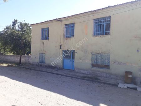 Horsunlu Mahallesin De Satılık 2 Katlı Müstakil Ve Bahçeli Ev