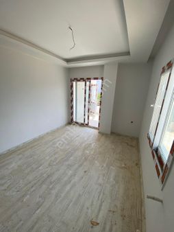 Yeşilovacık Merkezde Denize Yürüme Mesafesinde Satılık Sıfır Daire