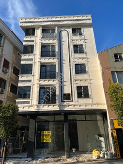 2+1 Amerikan Mutfaklı Yıldırımın Göbeğinde Tatlı İstasyonu Üstünde