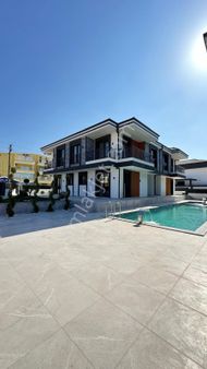 Didim Hisar Mahallesi’nde Açık Mutfak Havuzlu Bahçe Kullanım Alanı Olan 3 + 1 Villa