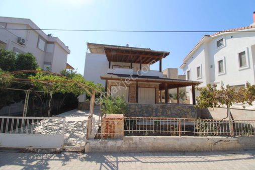 Aydın Didim Altınkum Mahallesi 3+1 Ayrı Mutfak Villa Tam Müstakil
