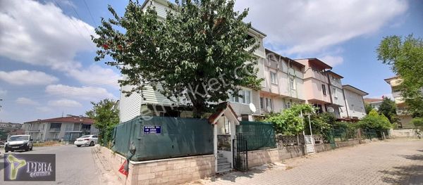 Beşköprü De 4+1 Satılık Müstakil Bahçeli Tribleks