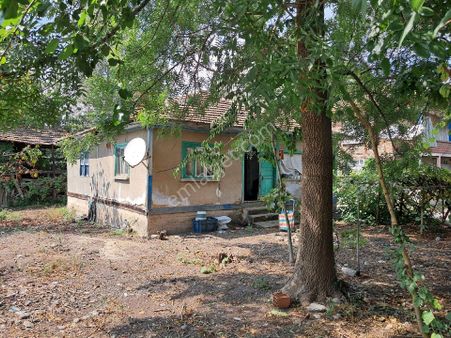 Sakarya/hendek Beyköy Mah.40 Haneli Hendeğe 6 Km.bahçeli 280m2 İçind Müstakil Eşyalı