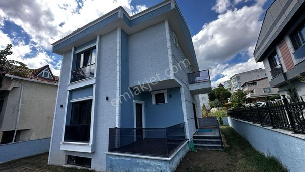 Silivri Parköy'de 8+1 Sıfır Villa İle Konforlu Yaşam Fırsatı