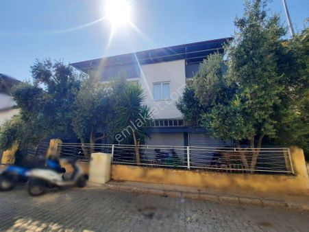 Şehir Merkezinde, Sıfır Tadilatlı, 2 Katlı, Geniş Müstakil Ev..