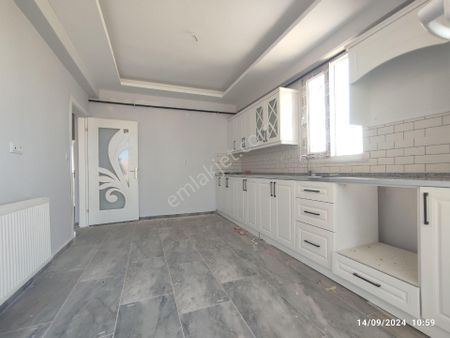 Yeşilyurt Mahallesi'nde Satılık 3+1 Daire