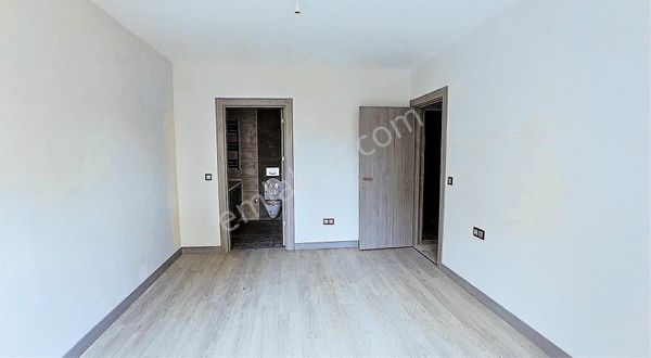 Rota Emlak Ve İnşaat Satılık 125 M2 Fırsat Daire