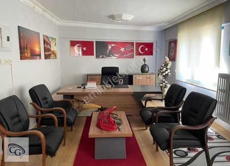 Ersözler Çarşısı- Yurtsever İhanı'nda Kiralık 40 M² Eşyalı Büro