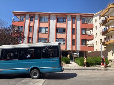 Toprak Emlaktan Ankara Keçiören Bademlik Mahallesinde Cadde Üzeri 30m2 Satılık Dükkan