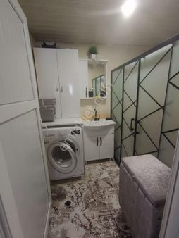 Üçkuyular Tokilerde Satılık 3+1 Ful Masraflı Daire