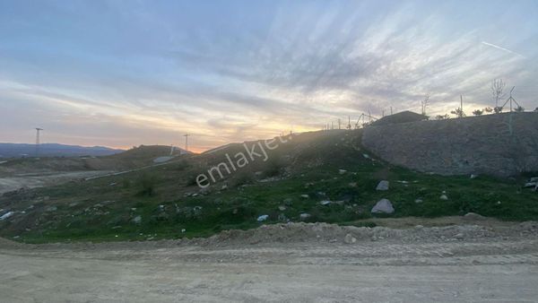 Uşak Eşme İstasyon Mahallesinde Joker İki Kat İmarlı Arsa