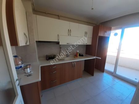 Güzelyalıda Tramvaya Denize Metroya Yakın 3+1