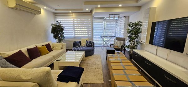 Bostanlı İki Katlı Emlakbank Konutlarında Full Tadilatlı 2+1 Daire