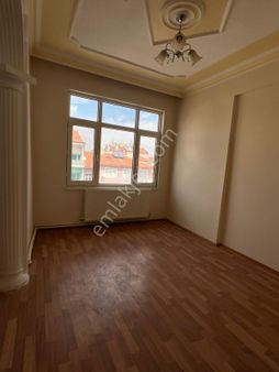 Enes Emlaktan Ali Şahane Mh.de Apart Fiyatına Satılık 2+1 Kombili 125 M2 Fırsat Dair