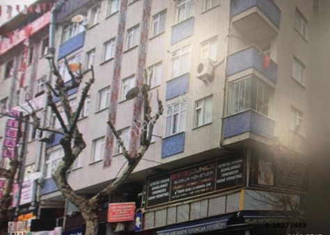 Bağcılar Meydanda 40m2 Pasaj İçerisinde 2.kat Kiralık Depo Ofis