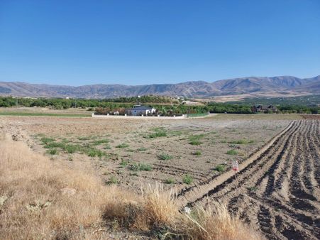 Erkan Emlaktan Bağtepede 1082 M2 Satılık Villa Arsası