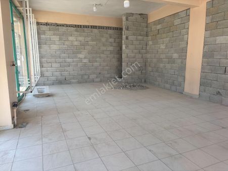 Coldwell Banker'dan İşlek Cadde Üzerinde Kiralık İşyeri