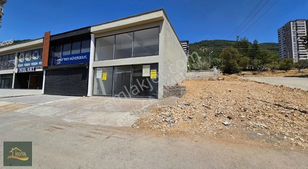 Rızık Gayrimenkul 'den Adliye Üstü Kiralık Dükkan