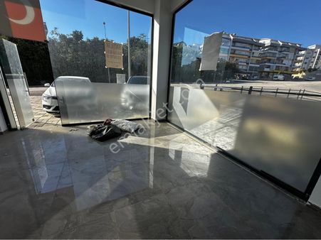 Çıplaklı Ana Yola Cepheli Dükkan