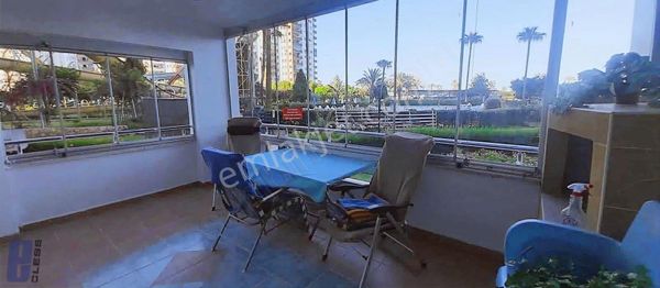 Mersin Çeşmeli Liparis 3 Sitesinde Full Eşyalı Satılık Daire