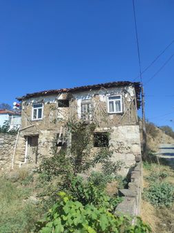 Biga Kemer Köyünde Deniz Manzaralı Arsa